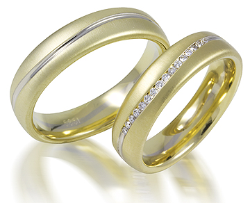 Juwelier Pape Geschwungener Gelb- und Weißgoldring